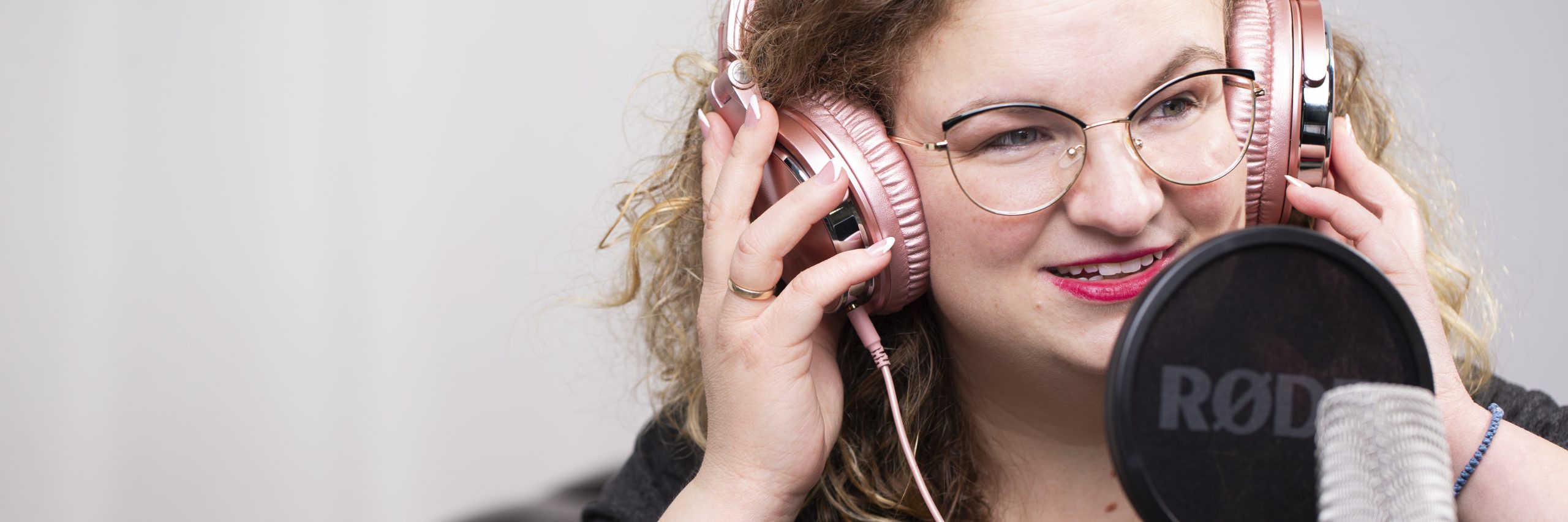 Rosi_Stefanou_Professionelle_Sprecherin